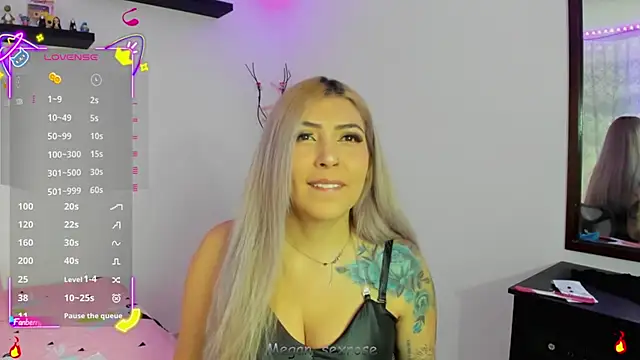Megann rossex online show from 07-24-26, 04:32