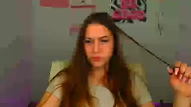 Holly Mooon  online show from 07-23-26, 05:16