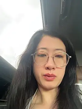 weiwei103 online show from 07-17-26, 02:51