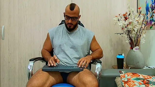 karymmusclet777 online show from 07-09-26, 07:07