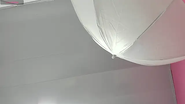 Ashley Naiara online show from 07-12-26, 05:09