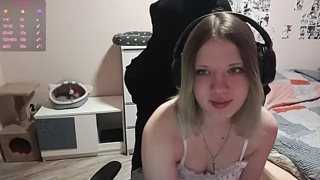 ViolettaCatechini online show from 07-06-26, 09:50