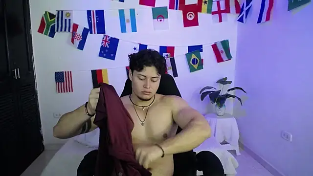 fucking bear  online show from 07-02-26, 12:22