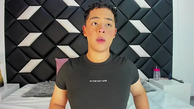 darian lafortezaa online show from 07-27-26, 07:21