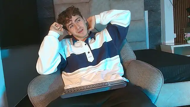 Tyler Mcrey online show from 07-15-26, 01:16