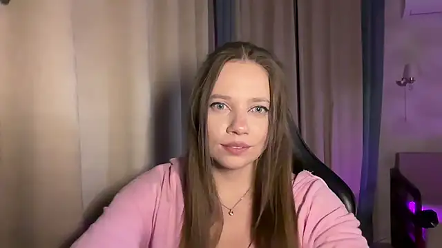 Snapshot of aneutta chatting on 06-26-26, 10:47 aneutta online show from 06-26-26, 10:47