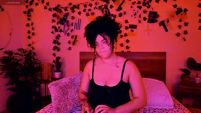 EbonnyRosse online show from 07-10-26, 08:00
