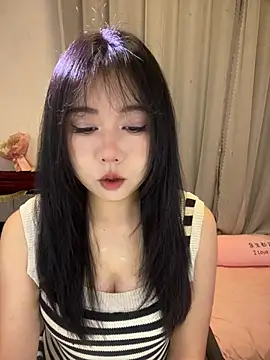 Snapshot of oooooBaby129 chatting on 07-20-26, 01:46 oooooBaby129 online show from 07-20-26, 01:46