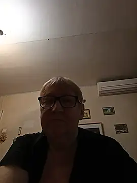 Molli1408 online show from 07-11-26, 01:36