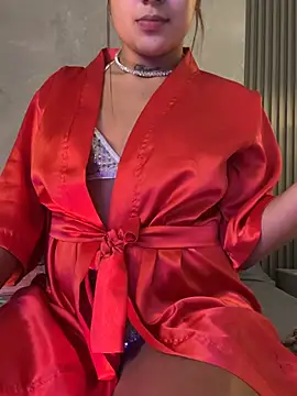 Sara Rousex online show from 07-04-26, 07:53
