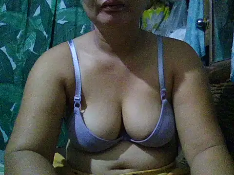 LadyAnn19 online show from 07-15-26, 10:37