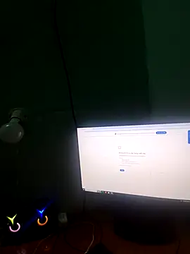 hoang1209 online show from 07-11-26, 09:16