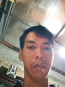 hoang1209 online show from 07-18-26, 11:08