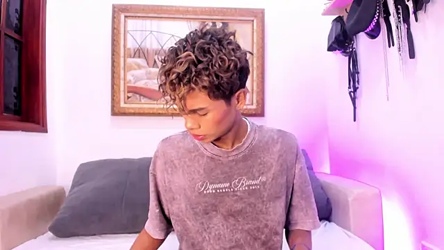 Cuteboyhenrik os online show from 07-09-26, 12:53