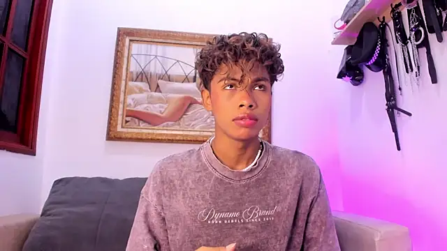 Cuteboyhenrik os online show from 07-11-26, 12:41