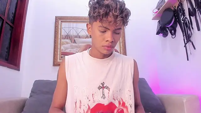 Cuteboyhenrik os online show from 07-27-26, 12:45