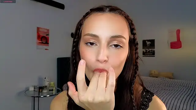 thisskiss online show from 07-26-26, 05:31