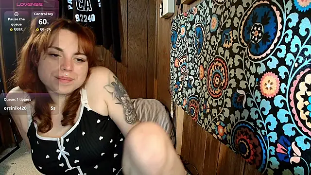 ElinaLaverins online show from 07-26-26, 02:31