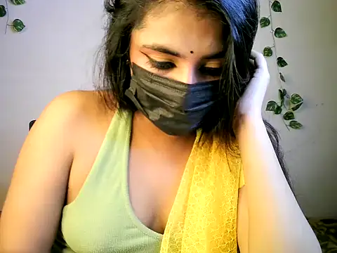 Snapshot of NANCY_OBEROYE_ chatting on 07-18-26, 08:29 NANCY OBEROYE online show from 07-18-26, 08:29