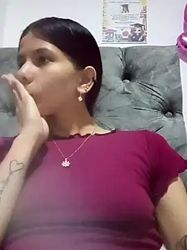 BigbuttBrooklyn  online show from 07-28-26, 11:04