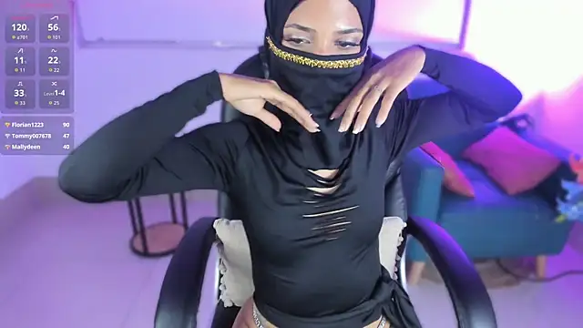 LaylaFantasy  online show from 07-07-26, 07:23