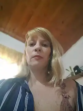 Snapshot of CarmenAmorosa chatting on 07-24-26, 12:47 CarmenAmorosa online show from 07-24-26, 12:47