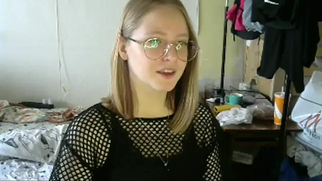WinifredLunney online show from 07-24-26, 05:27