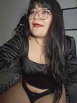 Louise 0105 online show from 07-06-26, 05:15