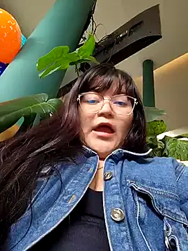 Louise 0105 online show from 07-17-26, 05:18