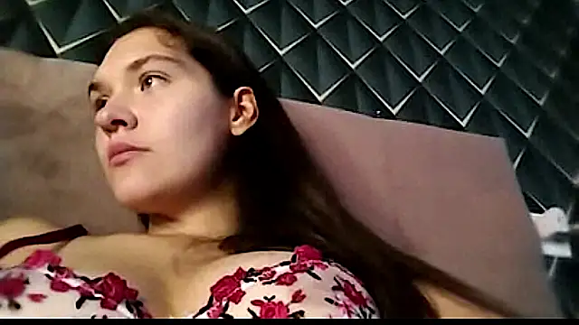 LovelyLynXX online show from 07-29-26, 02:43