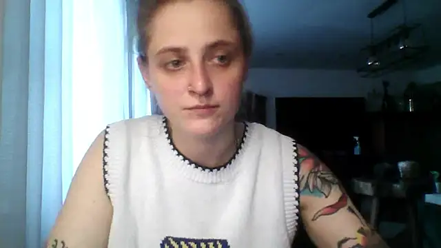 LeaWetGirl online show from 07-13-26, 06:22