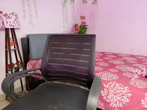 Love Sundari online show from 07-16-26, 06:08