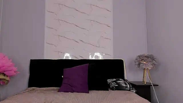 EvaSix online show from 07-14-26, 10:21