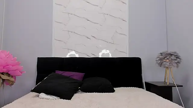 EvaSix online show from 07-28-26, 02:13