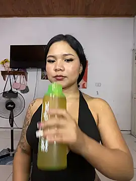 kiaradolls online show from 07-18-26, 01:32