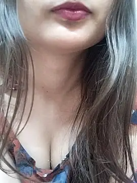 Miss  Malaika girl online show from 07-10-26, 04:50