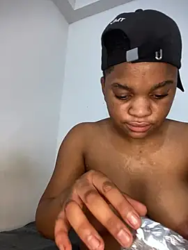 Hot-TEEE online show from 07-14-26, 06:24