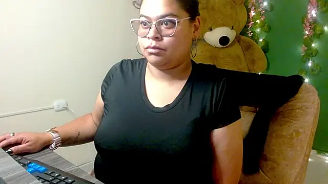 Snapshot of xiomara1609 chatting on 06-30-26, 07:04 xiomara1609 online show from 06-30-26, 07:04