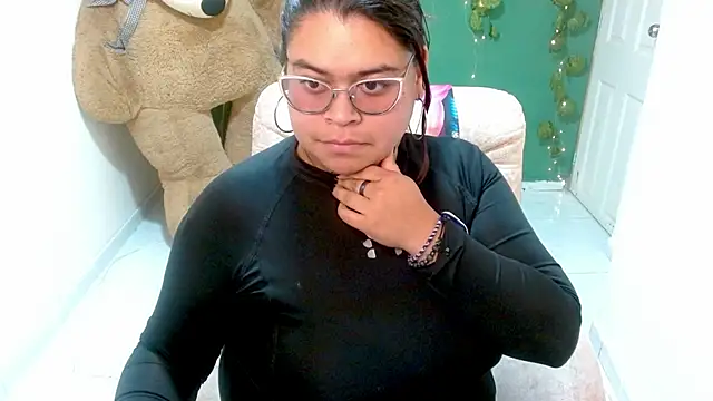 Snapshot of xiomara1609 chatting on 07-06-26, 07:27 xiomara1609 online show from 07-06-26, 07:27