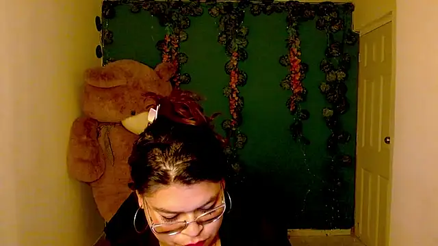 Snapshot of xiomara1609 chatting on 07-17-26, 07:30 xiomara1609 online show from 07-17-26, 07:30