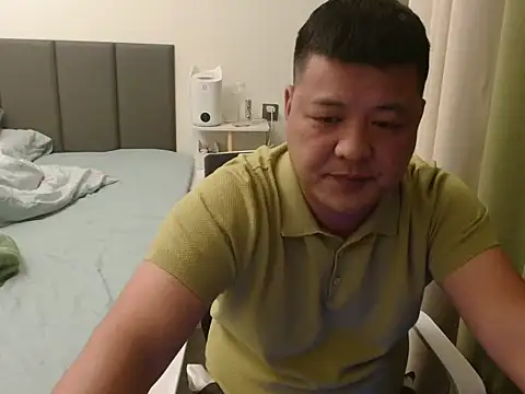 zhang1118 online show from 07-06-26, 12:57