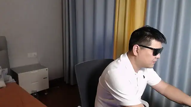 zhang1118 online show from 07-27-26, 07:26