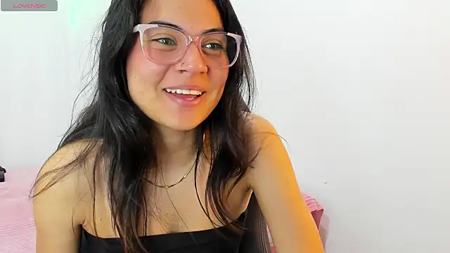 Jade Aitana online show from 07-28-26, 04:39