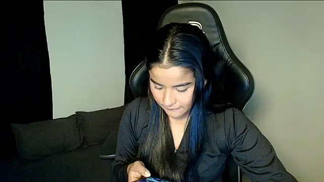 Kiara Naomi online show from 07-06-26, 01:02