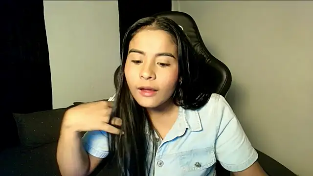Kiara Naomi online show from 07-07-26, 02:14