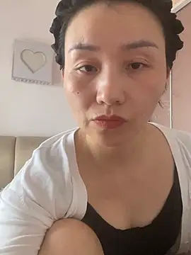 yin25678 online show from 07-14-26, 07:24