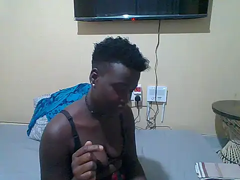 Pretty-Leaa online show from 07-13-26, 05:16