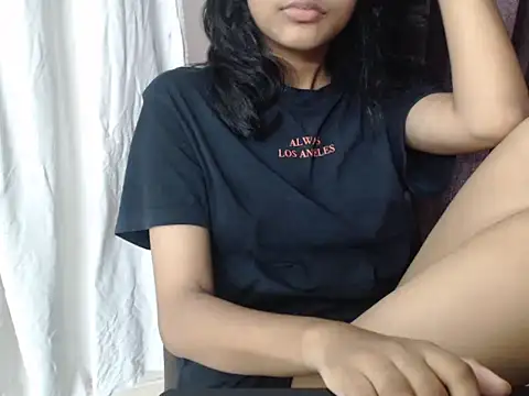 Sizzling Ruhii  online show from 07-04-26, 04:07