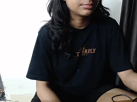 Sizzling Ruhii  online show from 07-11-26, 05:26