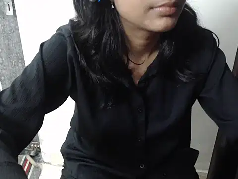 Sizzling Ruhii  online show from 07-16-26, 05:19